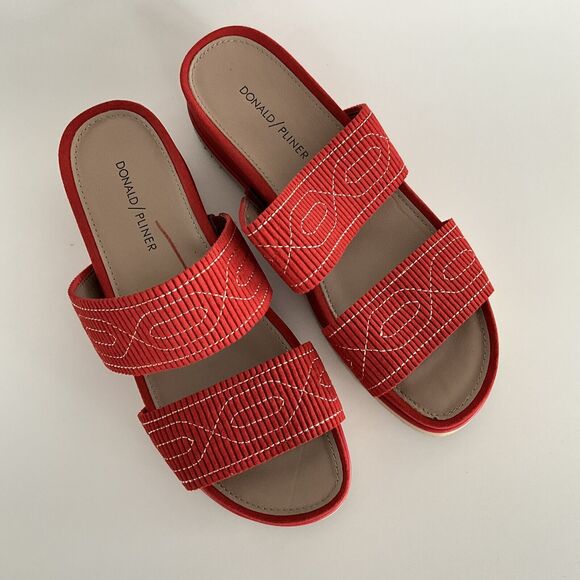 Donald Pliner Sandals Women 8.5M Red Cait Double Strap Open-toe Wedge - Picture 11 of 12